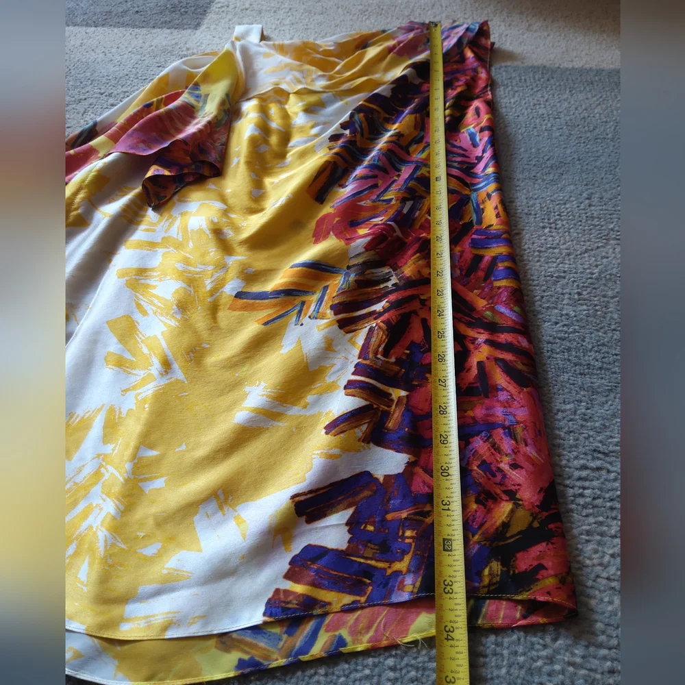 BCBGMAXAZRIA Gorgeous Vibrant Silk Runway Sample Dress - Picture 7 of 8